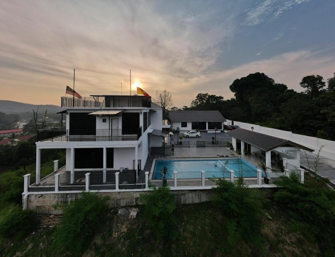 Jenderam Hill Villa Sepang Exterior photo