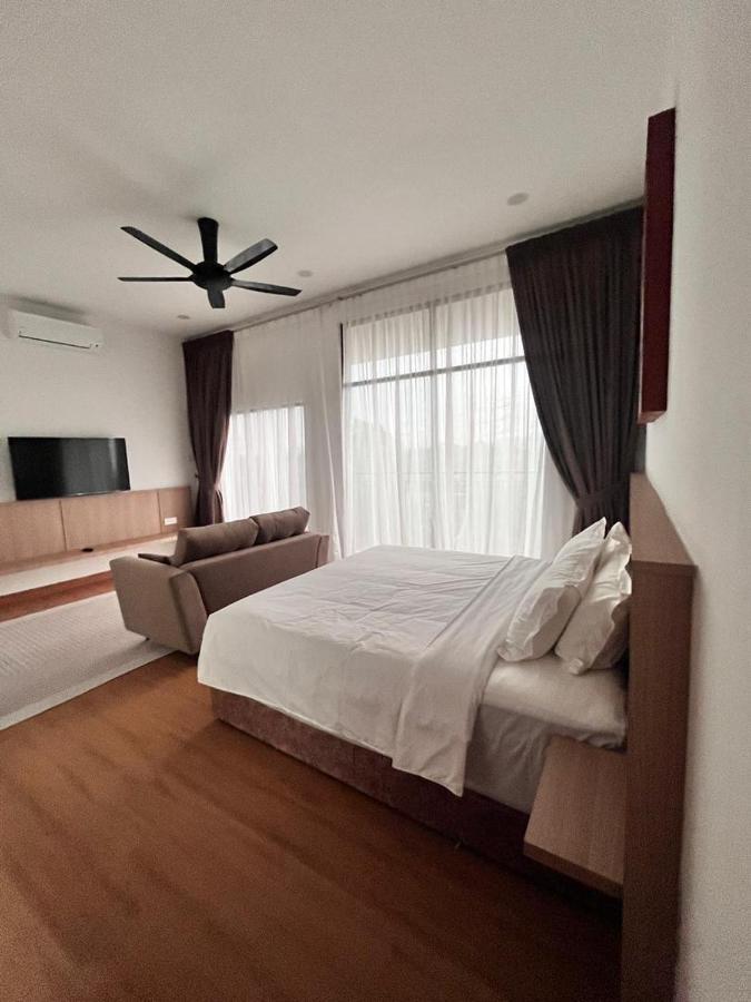 Jenderam Hill Villa Sepang Exterior photo